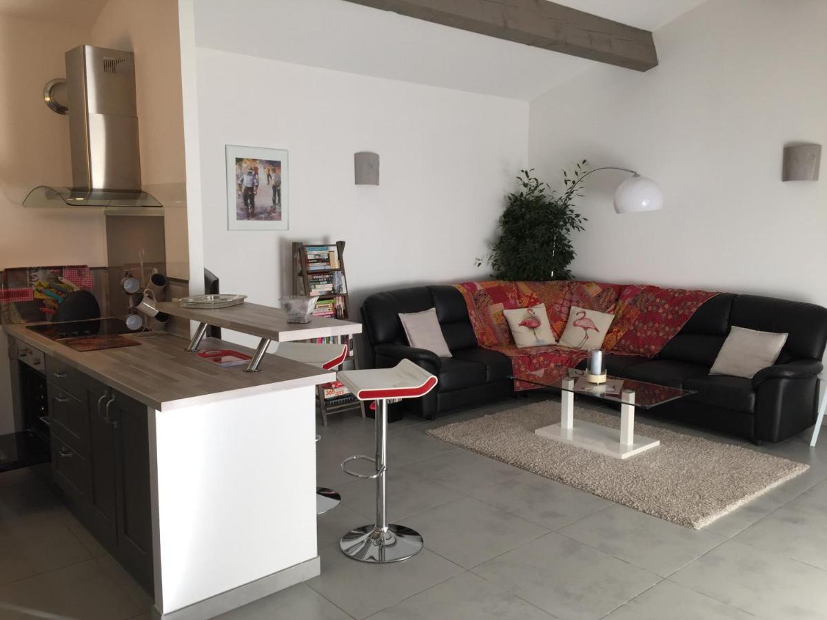 Les Hauts D'Eyragues Gite Reverie Meuble Classe 4 Etoiles Exterior foto